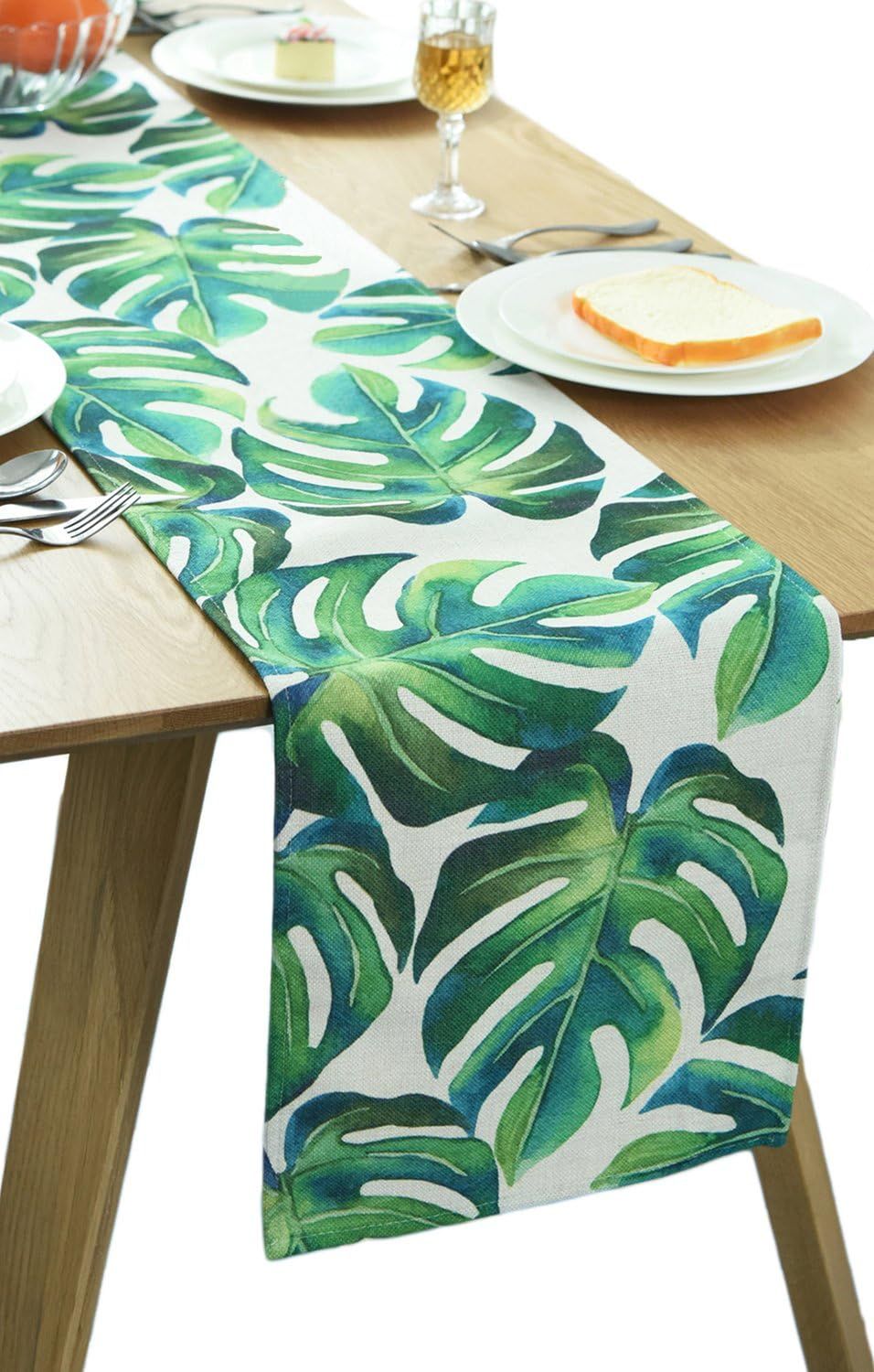 Monstera Leaf Green Plant Table Runner